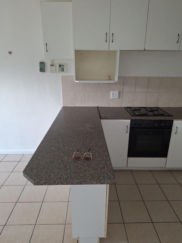 2 Bedroom Property for Sale in Kensington Western Cape